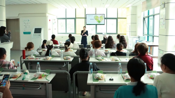 жĸͬ|ԺĸH(ji)}ӈAMek!