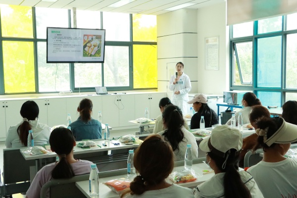 жĸͬ|ԺĸH(ji)}ӈAMek!